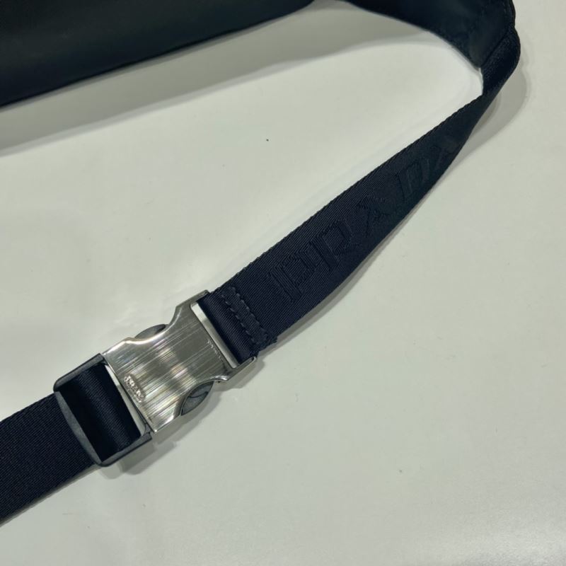 Pra*a waist chest packs
